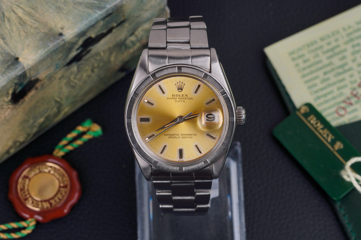 Rolex Oyster Perpetual Date 1501 – Vintage Champagne Dial – Engine-Turned Bezel – Full Set