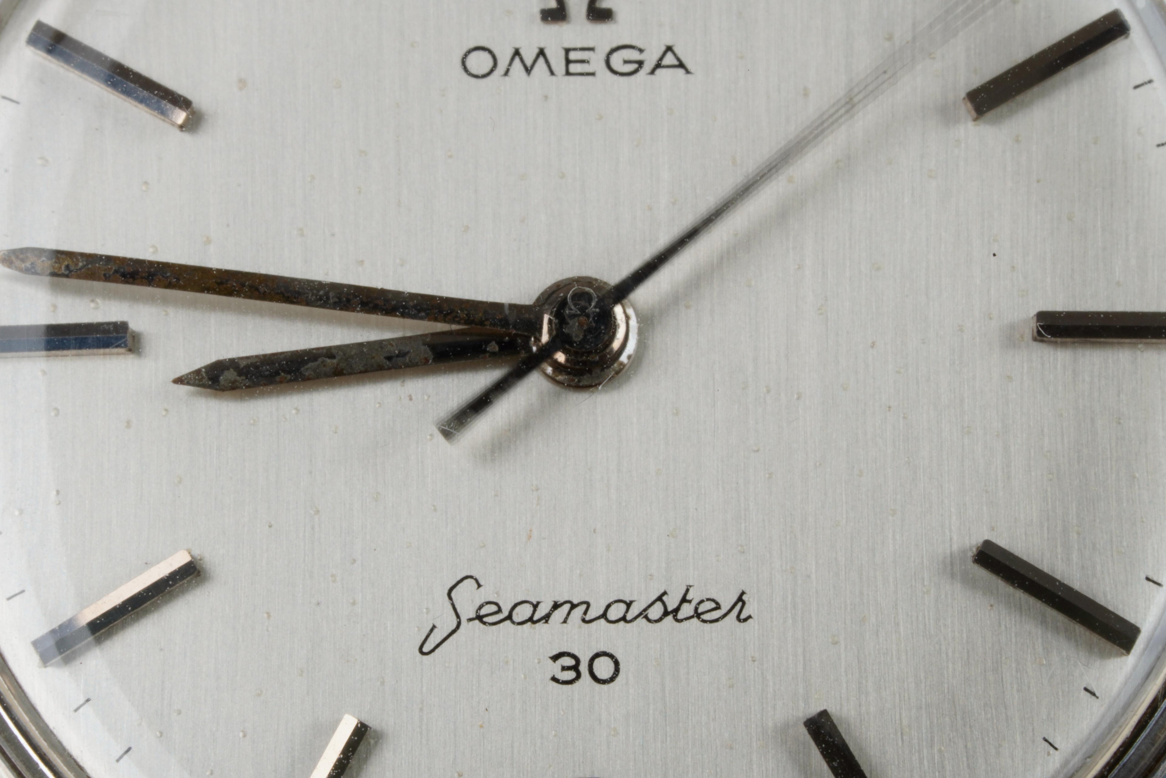 Vintage Omega Seamaster 30 Ref. 135.003 – Silver Dial, Calibre 286 & Beads of Rice Bracelet