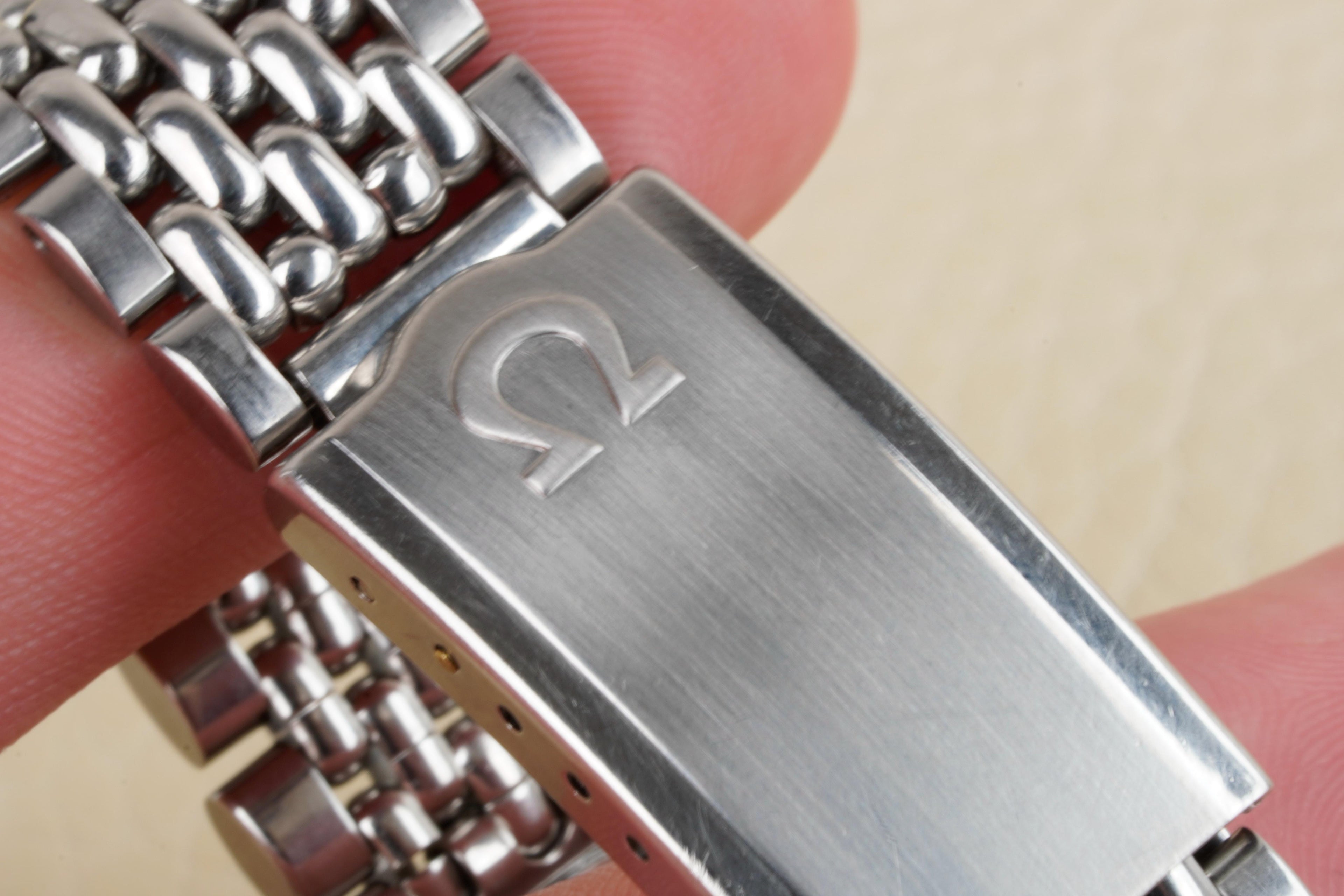 Vintage Omega Seamaster 30 Ref. 135.003 – Silver Dial, Calibre 286 & Beads of Rice Bracelet
