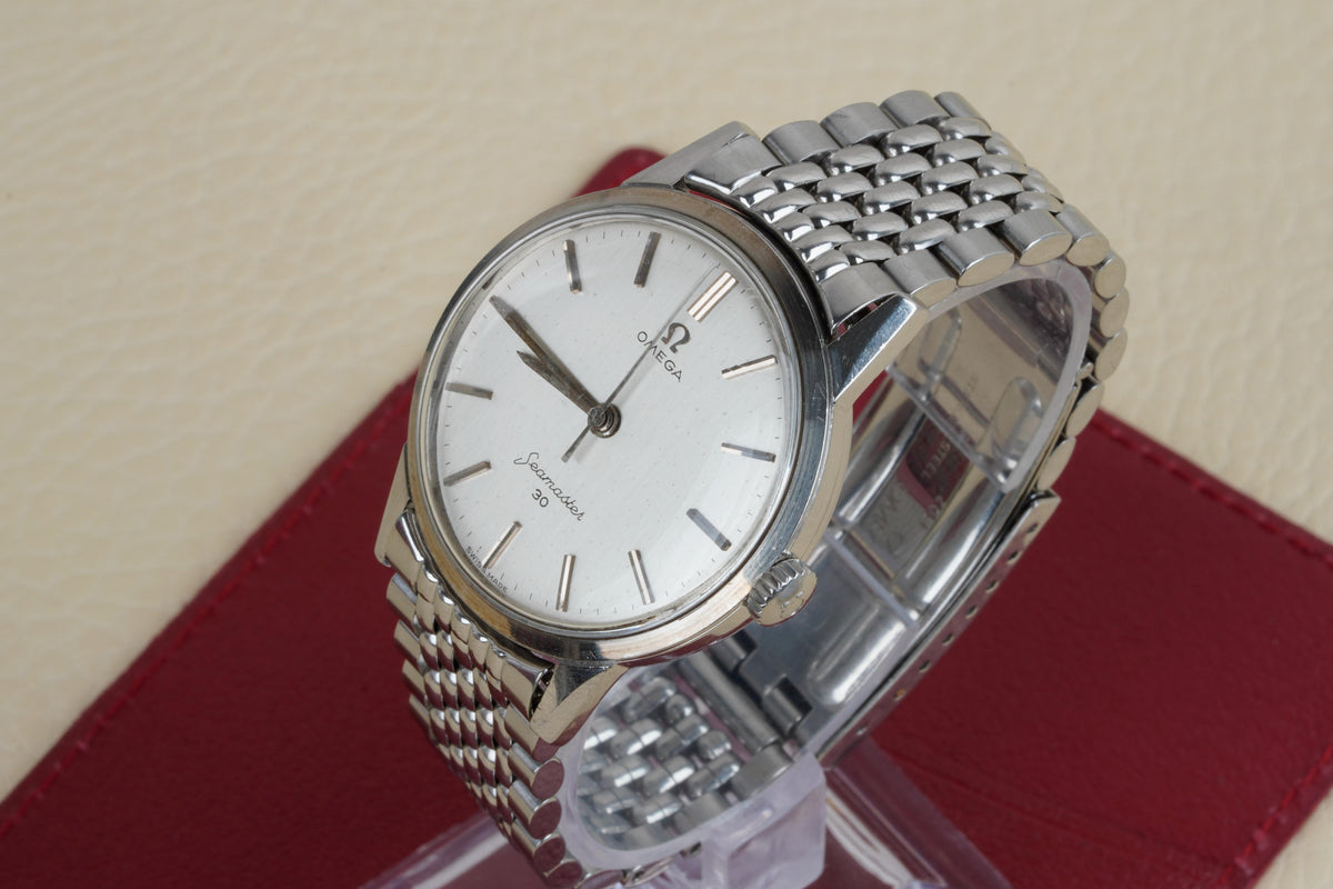 Vintage Omega Seamaster 30 Ref. 135.003 – Silver Dial, Calibre 286 & Beads of Rice Bracelet
