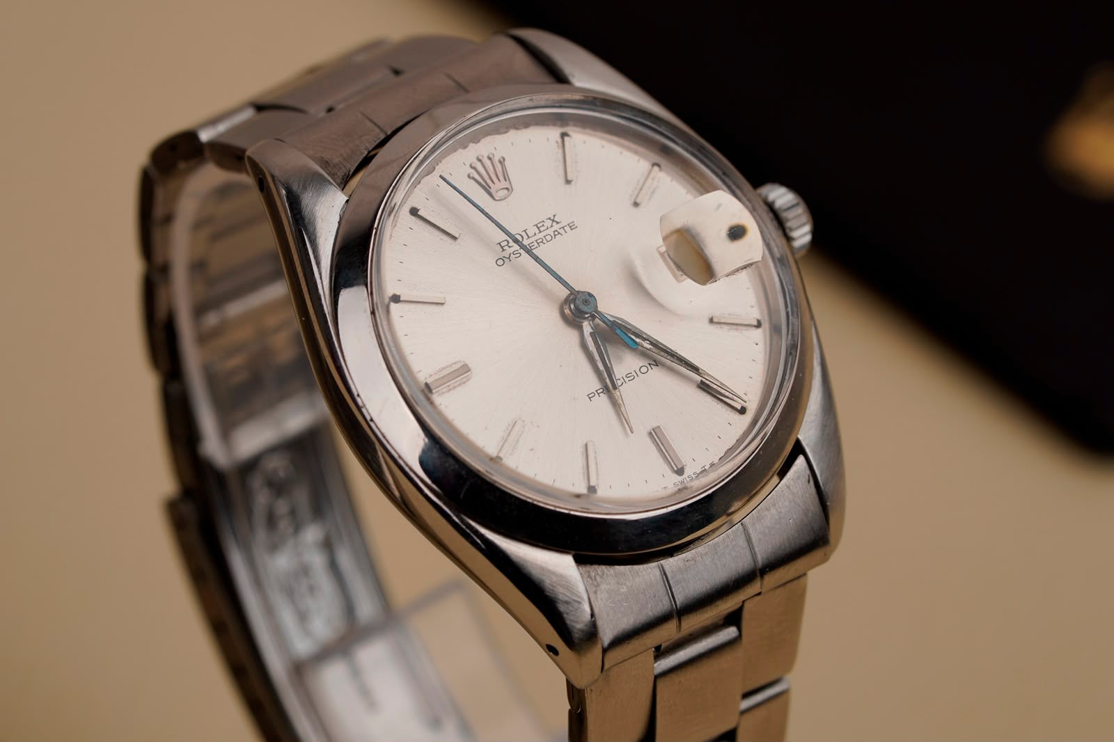 Rolex Oysterdate Precision 6694 – Silver Sunburst Dial – 34mm – Manual Wind