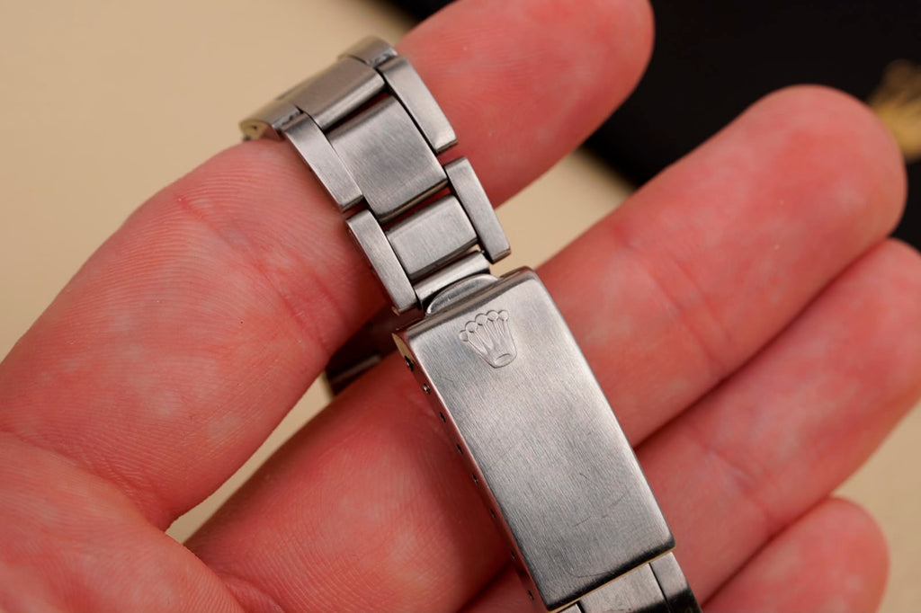 Rolex Oysterdate Precision 6694 – Silver Sunburst Dial – 34mm – Manual Wind