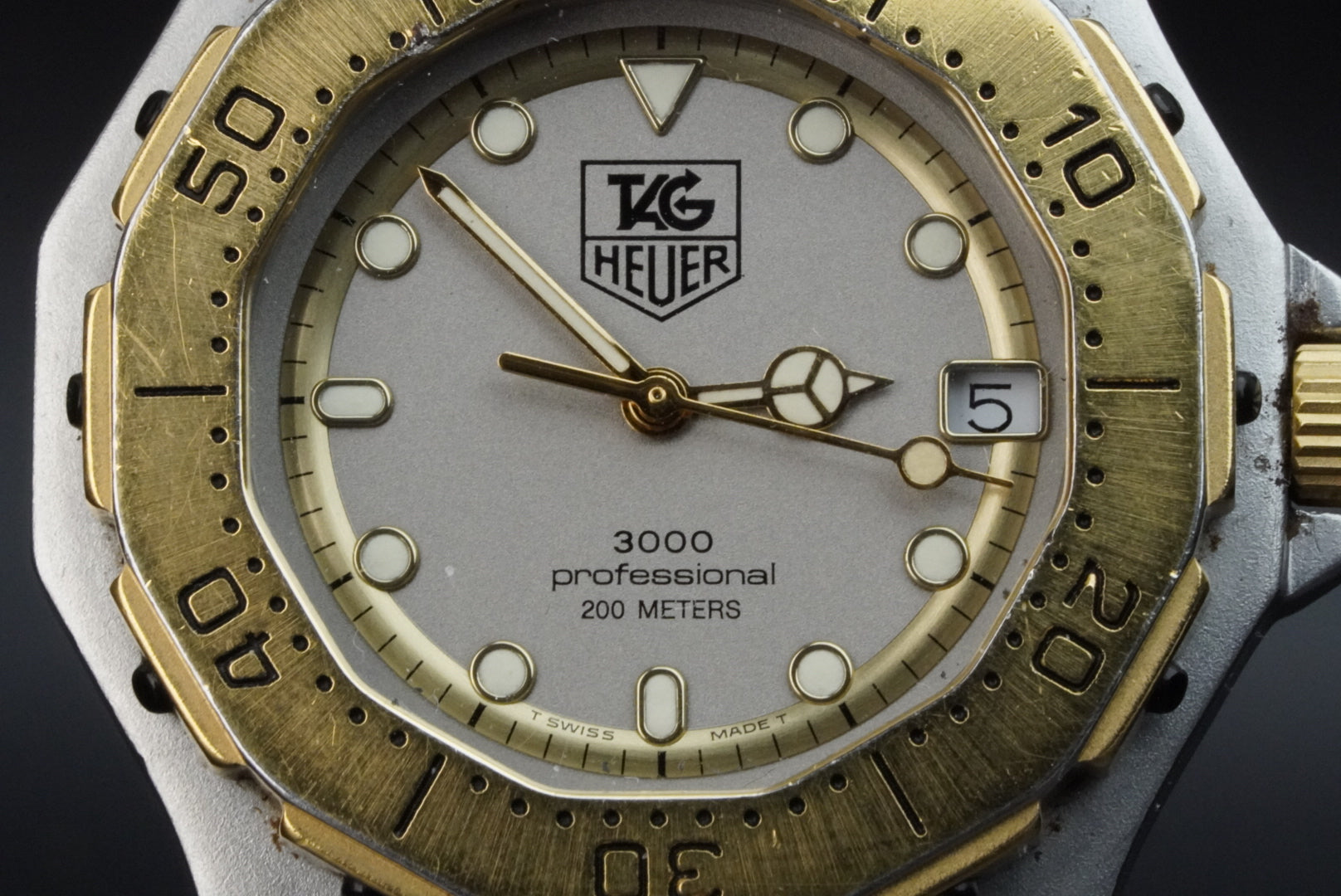 TAG Heuer 2000 — ca. 1990
