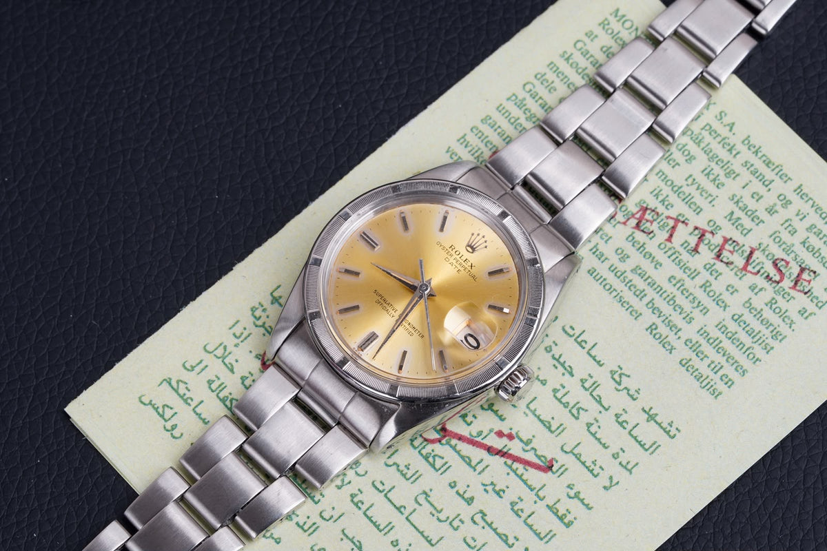 Rolex Oyster Perpetual Date 1501 – Vintage Champagne Dial – Engine-Turned Bezel – Full Set